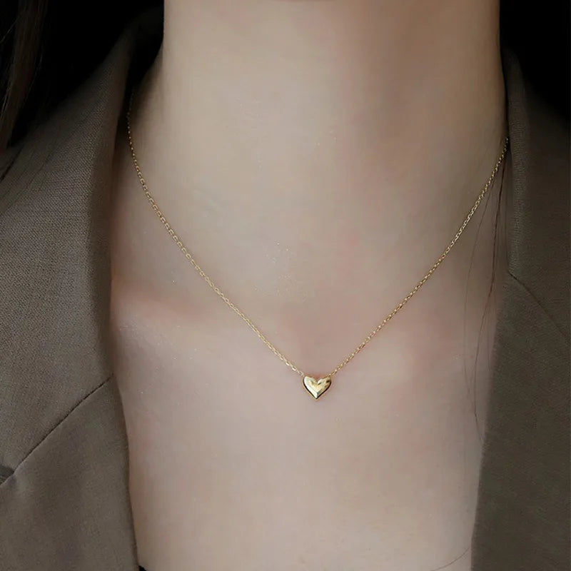 Collar Golden Heart – Estilo Minimalista
