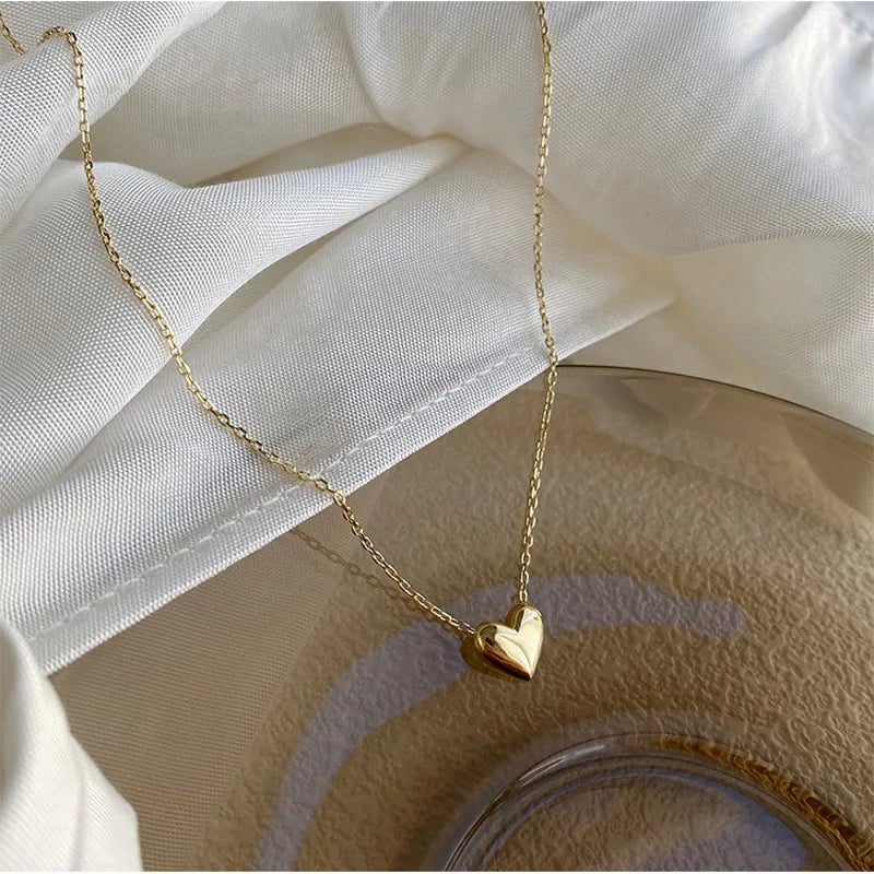 Collar Golden Heart – Estilo Minimalista