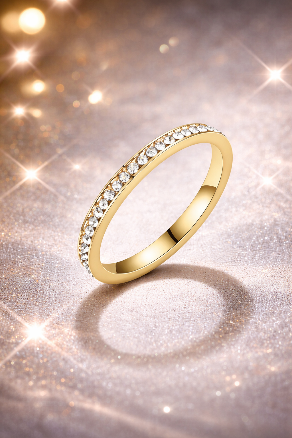 💍Anillo dorado con cristales