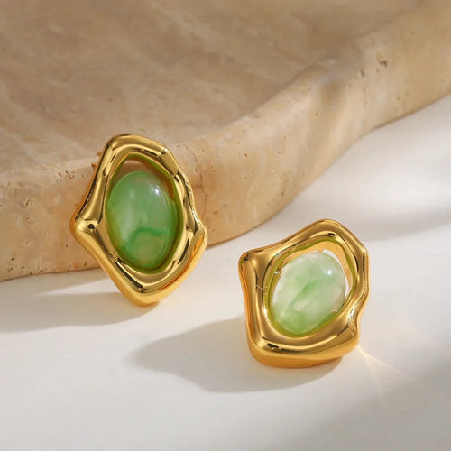 Aretes Resin Glow – Piedra Colorida en Oro